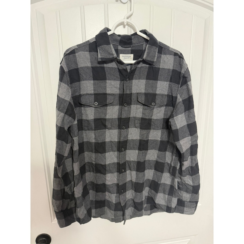 American Eagle Button Down Mens M Super Soft Grey Black Buffalo Plaid EUC